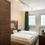 Hotel Ana Liberty, Trademark Collection By Wyndham Brémy