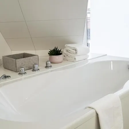 Готель Arthotel Ana Liberty, Trademark Collection By Wyndham Бремен