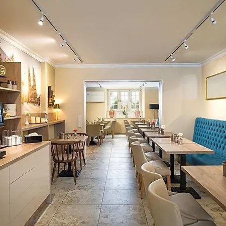 Hotel Arthotel Ana Liberty, Trademark Collection By Wyndham 3*