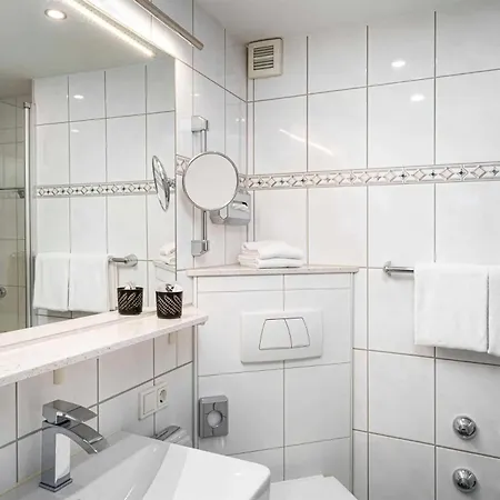 Arthotel Ana Liberty, Trademark Collection By Wyndham 3*