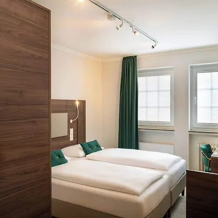 فندق Arthotel Ana Liberty, Trademark Collection By Wyndham 3*