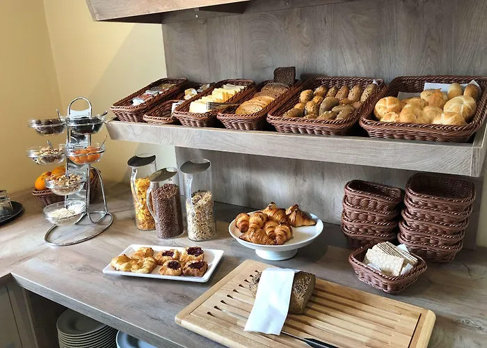 Ana Liberty, Trademark Collection By Wyndham Готель 3*