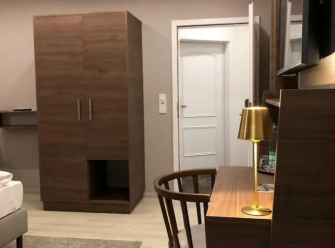 Ana Liberty, Trademark Collection By Wyndham Готель 3*